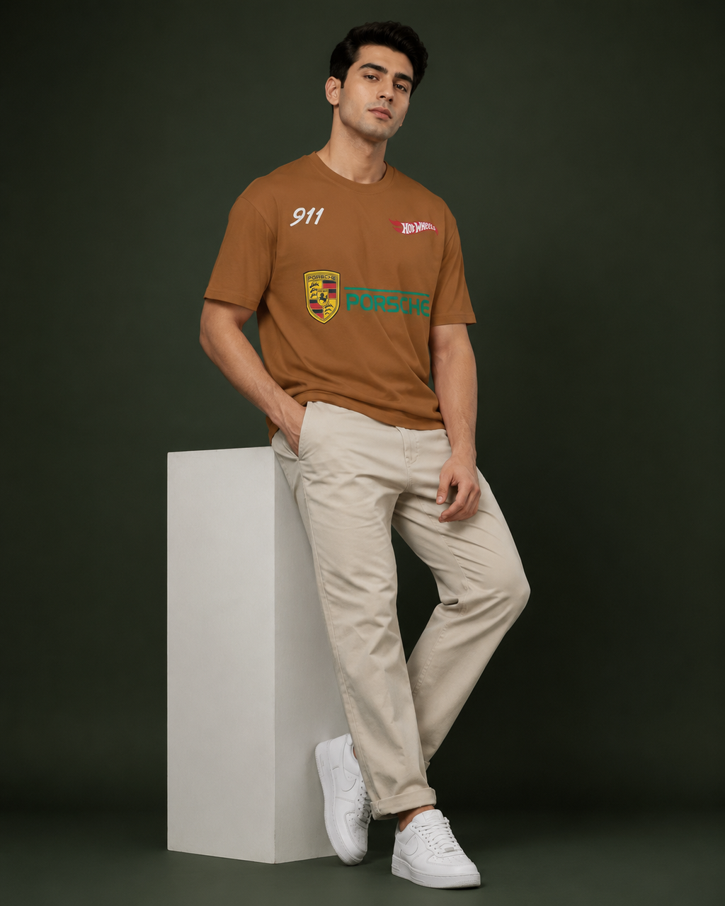 Men’s Brown Porsche Graphic Print Oversized T-Shirt