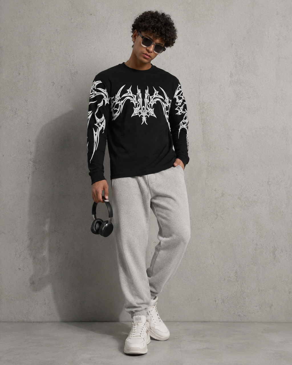 Men’s Black Graphic Print  Sweatshirt