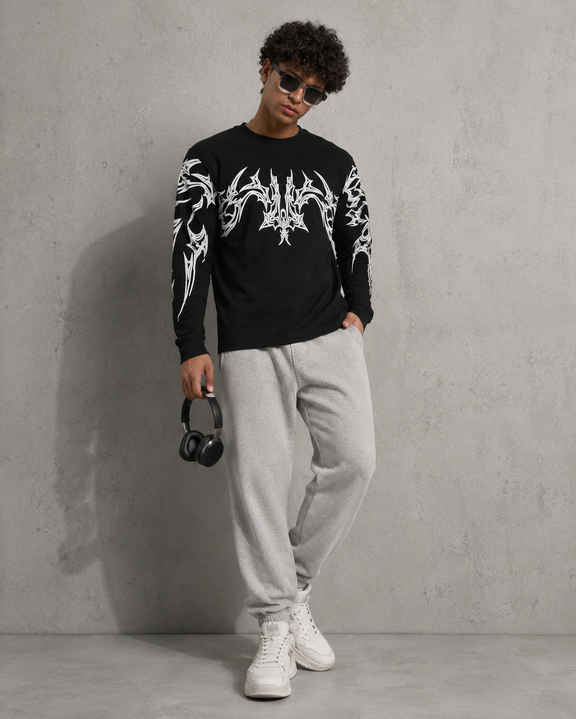 Men’s Black Graphic Print  Sweatshirt