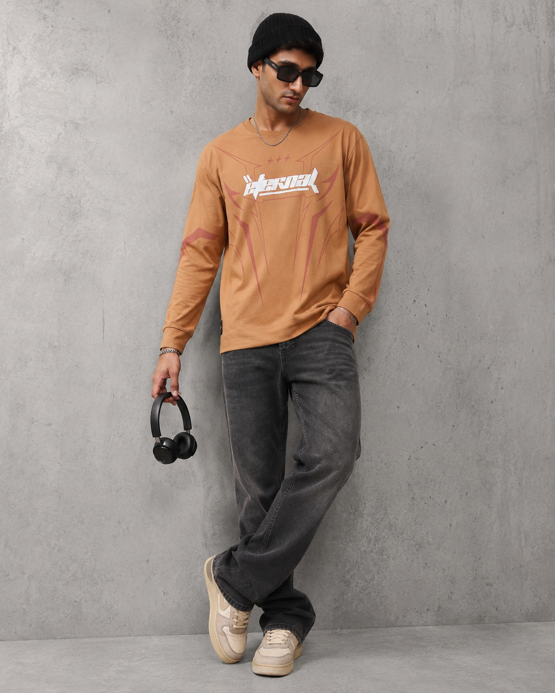 Men’s Tan Brown Graphic Print Sweatshirt