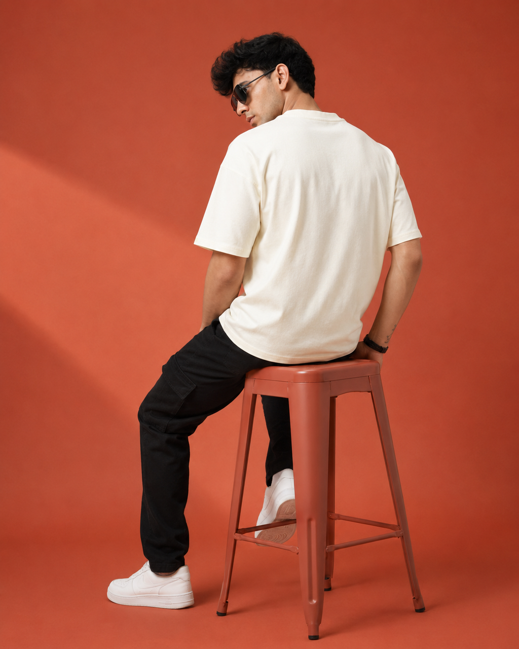 Men’s Off-White Down Shoulder Typography Printed T-Shirt