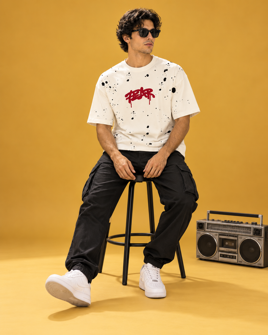 Men’s Off-White Down Shoulder Fear No One Graphic Printed T-Shirt