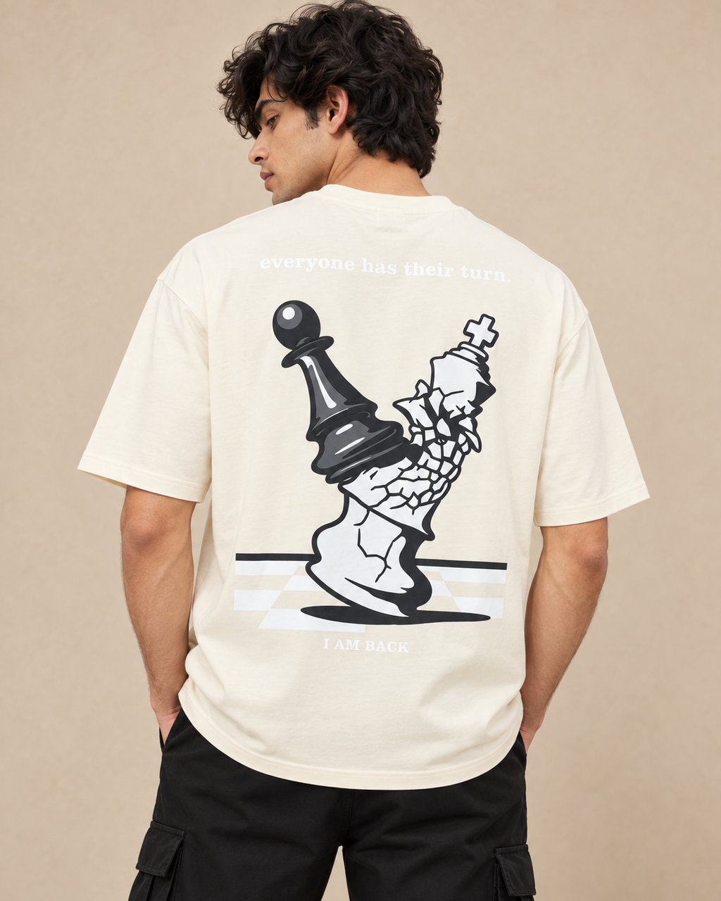 Men’s Off-White Down Shoulder Chess Graphic Printed T-Shirt